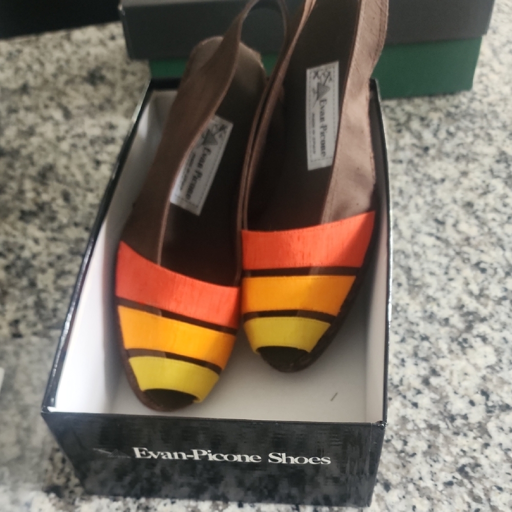 Evan Picone Orange and Yellow Slingback Heels